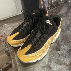 Lindos tenis en excelente condiciones